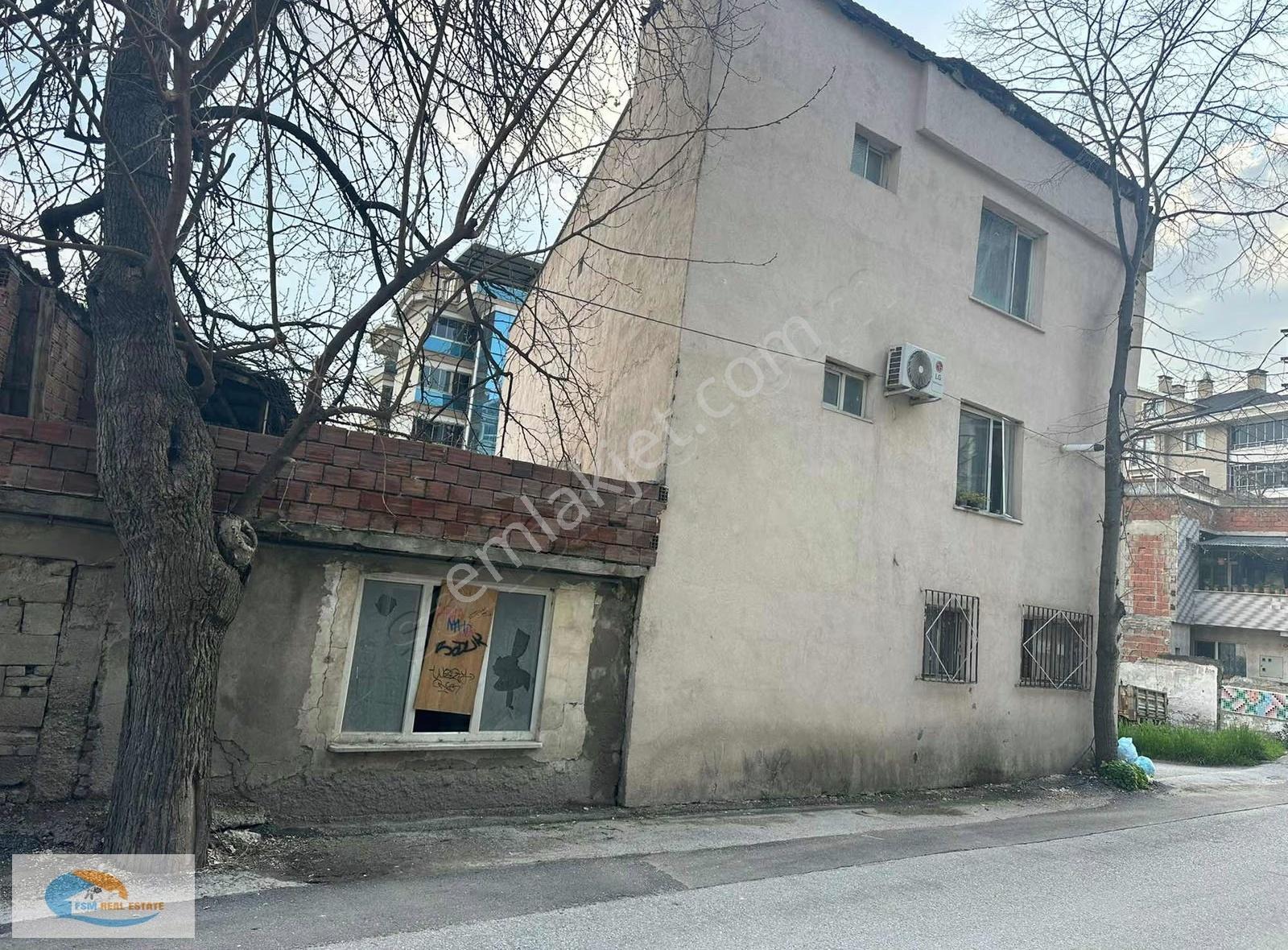 Nilüfer Esentepe'de Satılık 3 Katlı Bina: 85 M², Metro Yakını - Görsel 4