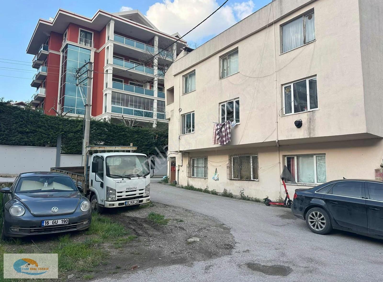 Nilüfer Esentepe'de Satılık 3 Katlı Bina: 85 M², Metro Yakını - Görsel 2