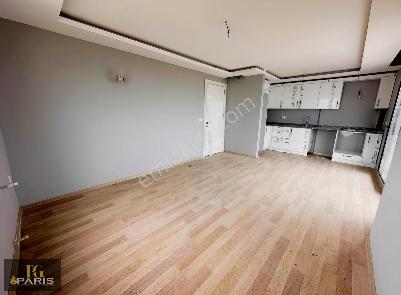 Paris'ten İkizler Köprüsü Civarında Sıfır 2+1 Satılık Daire - Görsel 10