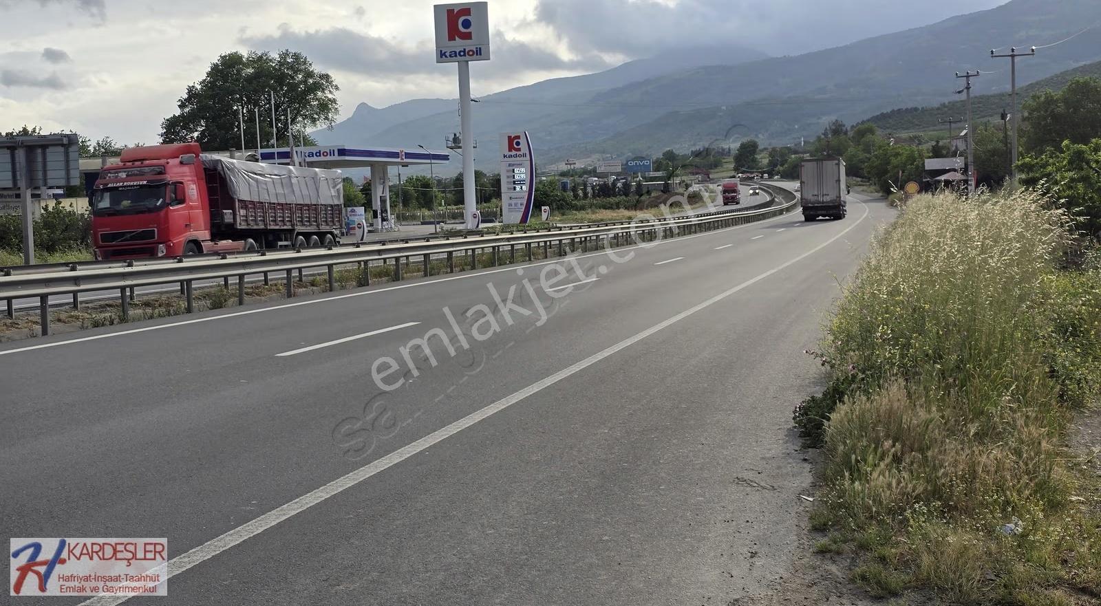 ^sakarya Pamukova Oruçlu Mah. D650 Karayoluna Cephe %40 İmarlı^^
