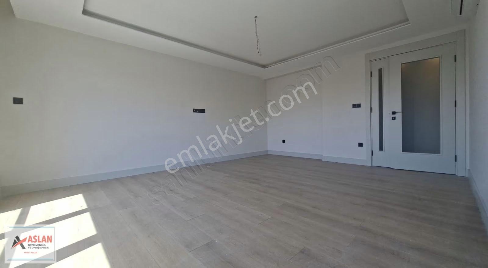 Çengelköyde Kiralık 3+1 Sıfır Daire ,geniş ,ana Caddeye Yakın - Görsel 15