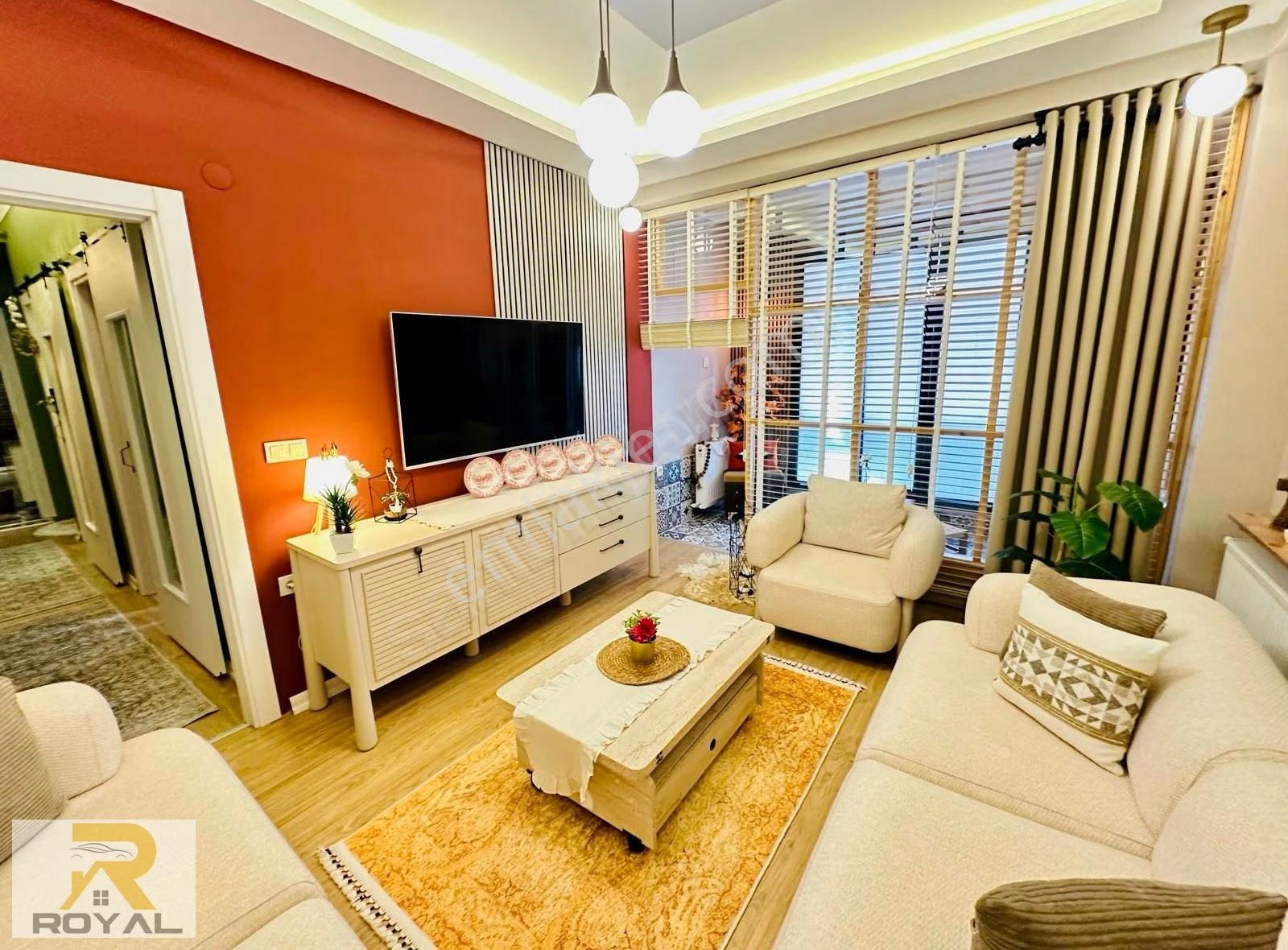 Royal'den Söğütlüçeşme'de 2+1 85m² Özel Dizaynlı Arakat Daire - Görsel 23