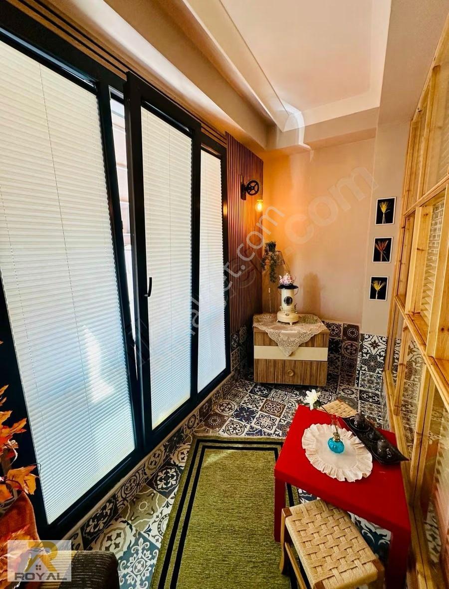 Royal'den Söğütlüçeşme'de 2+1 85m² Özel Dizaynlı Arakat Daire - Görsel 24