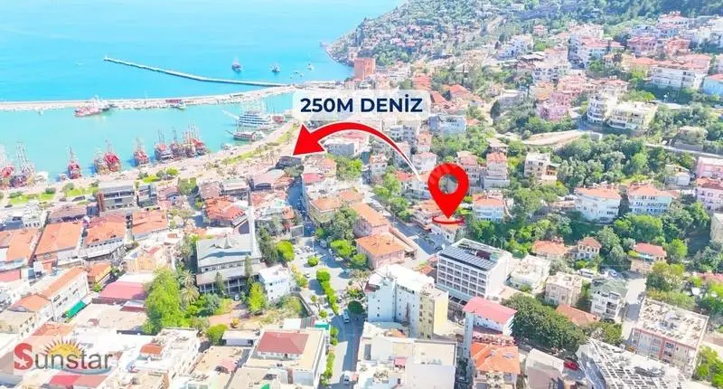 Alanya Merkez Çarşıda Denize 250 M Ayrı Mutfaklı 1+1 75m2