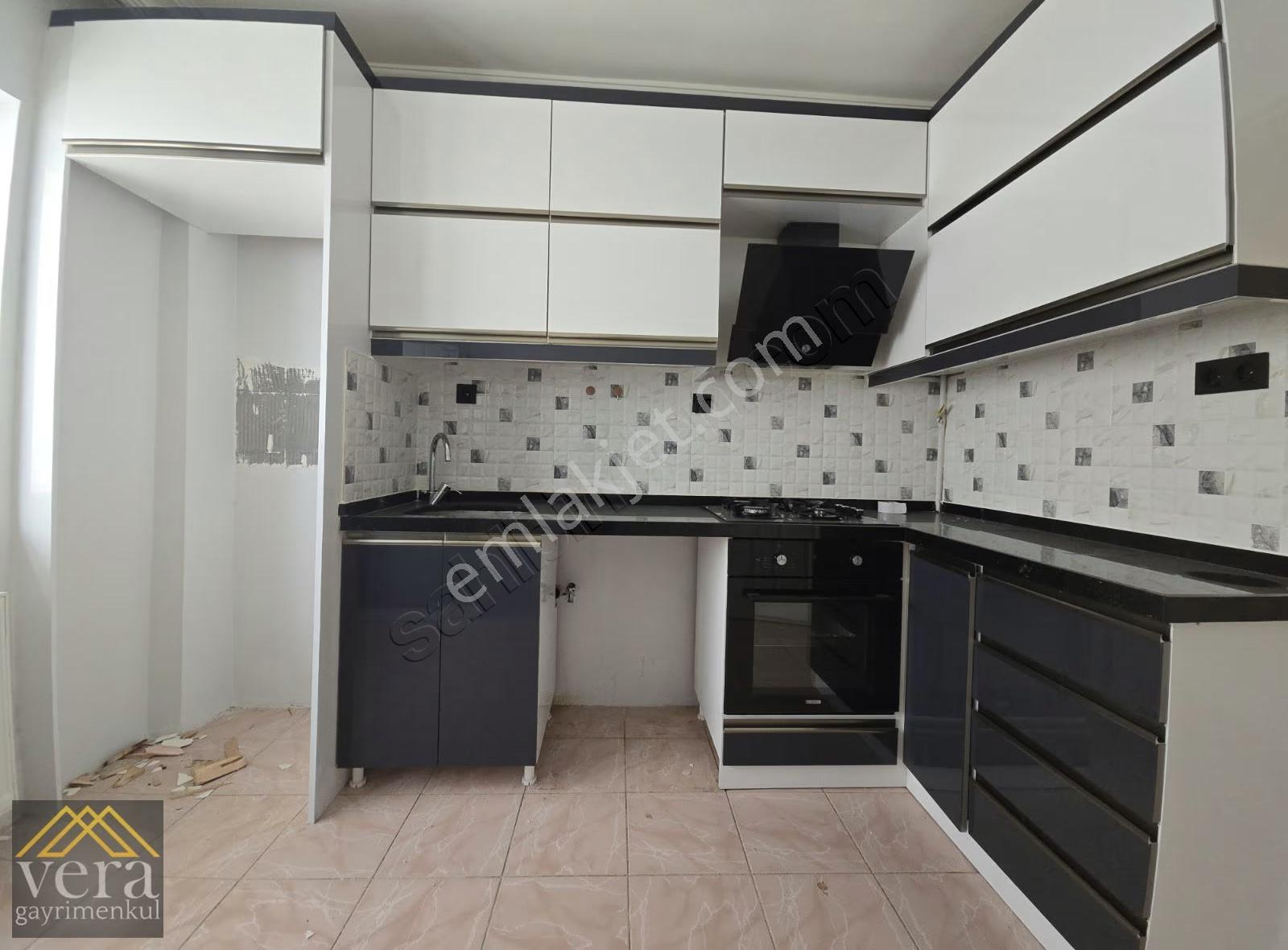 Nato Yolu Caddesine 2. Bina Ara Kat Geniş Kullanışlı 3+1 Kiralık - Görsel 15