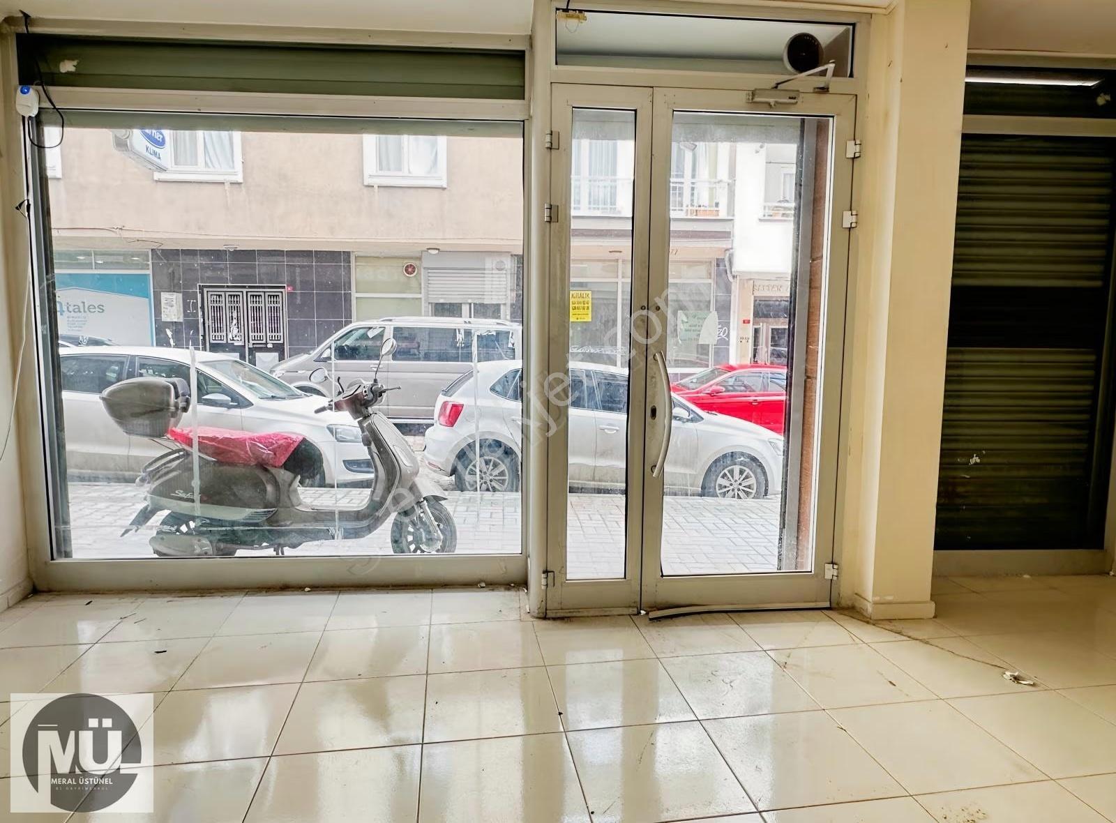 Küçükçekmece Tevfikbey'de Düz Giriş Net 50 M2 Kiralık Dükkan - Görsel 11