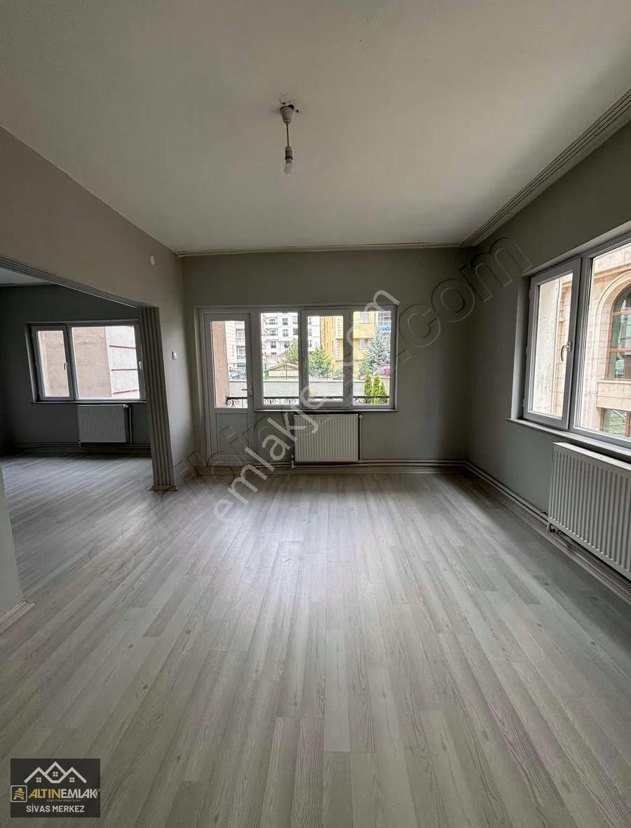 Altın Emlak'tan Merkezi Konumda 3+1 Kiralık Daire - Görsel 8