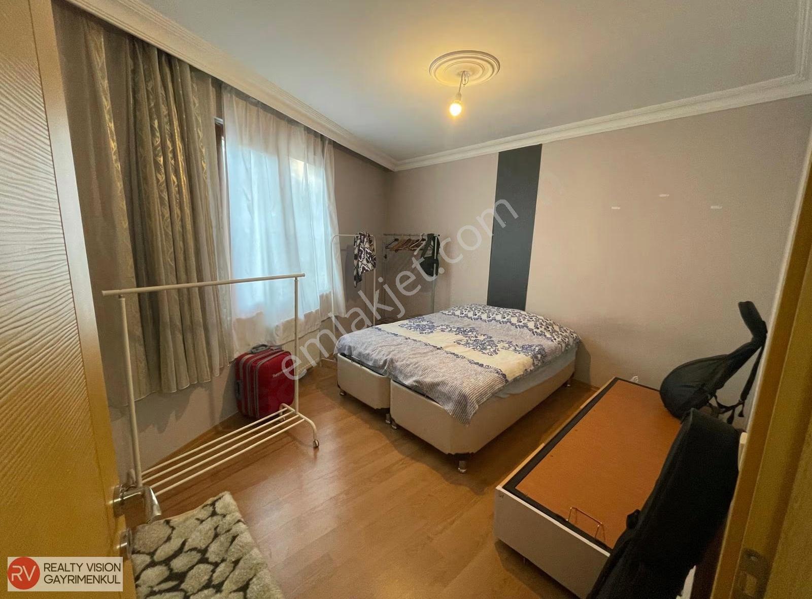 Ataşehir Esatpaşada Satılık 1+1 Ara Kat Daire - Görsel 35