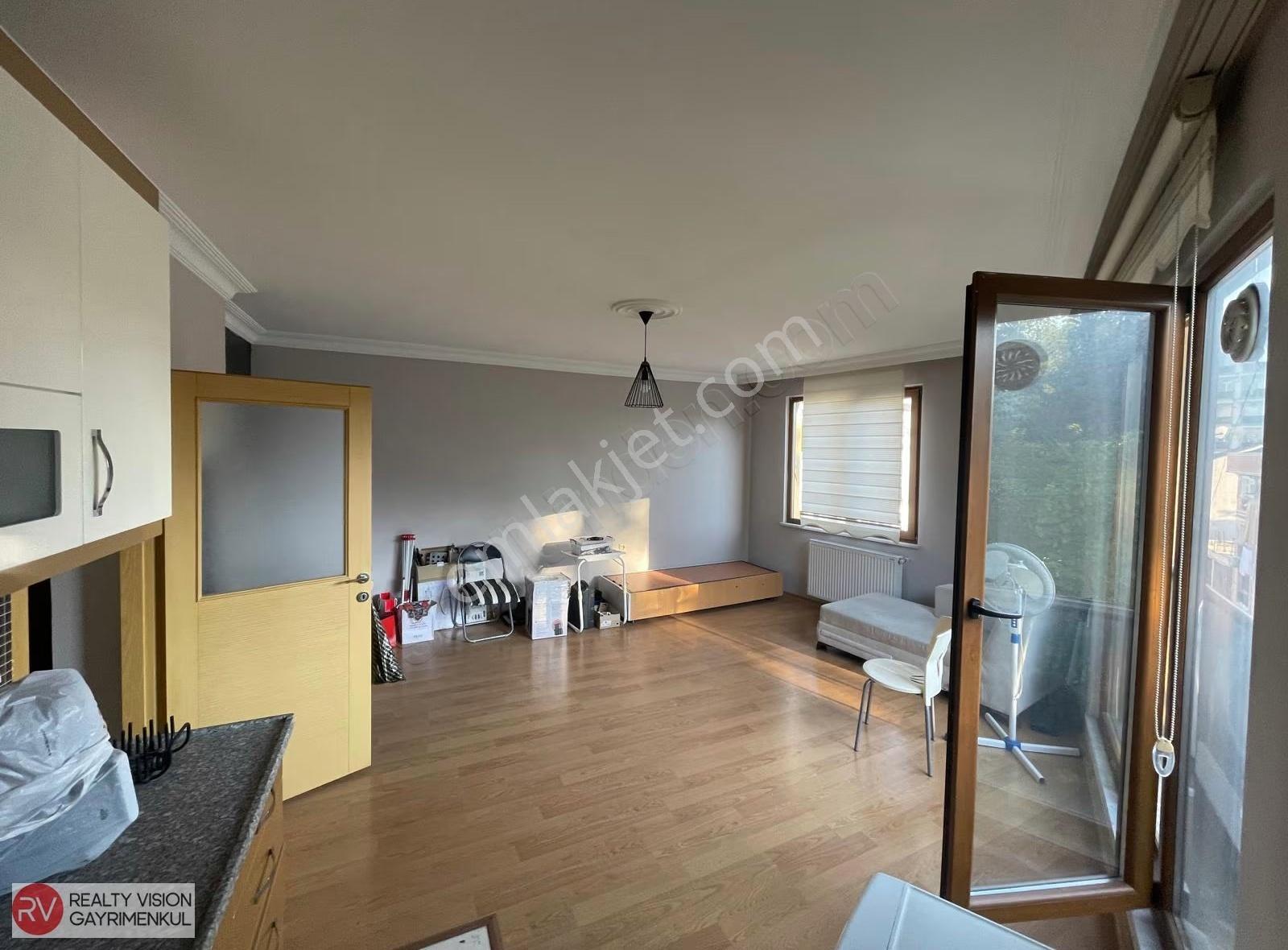 Ataşehir Esatpaşada Satılık 1+1 Ara Kat Daire - Görsel 13