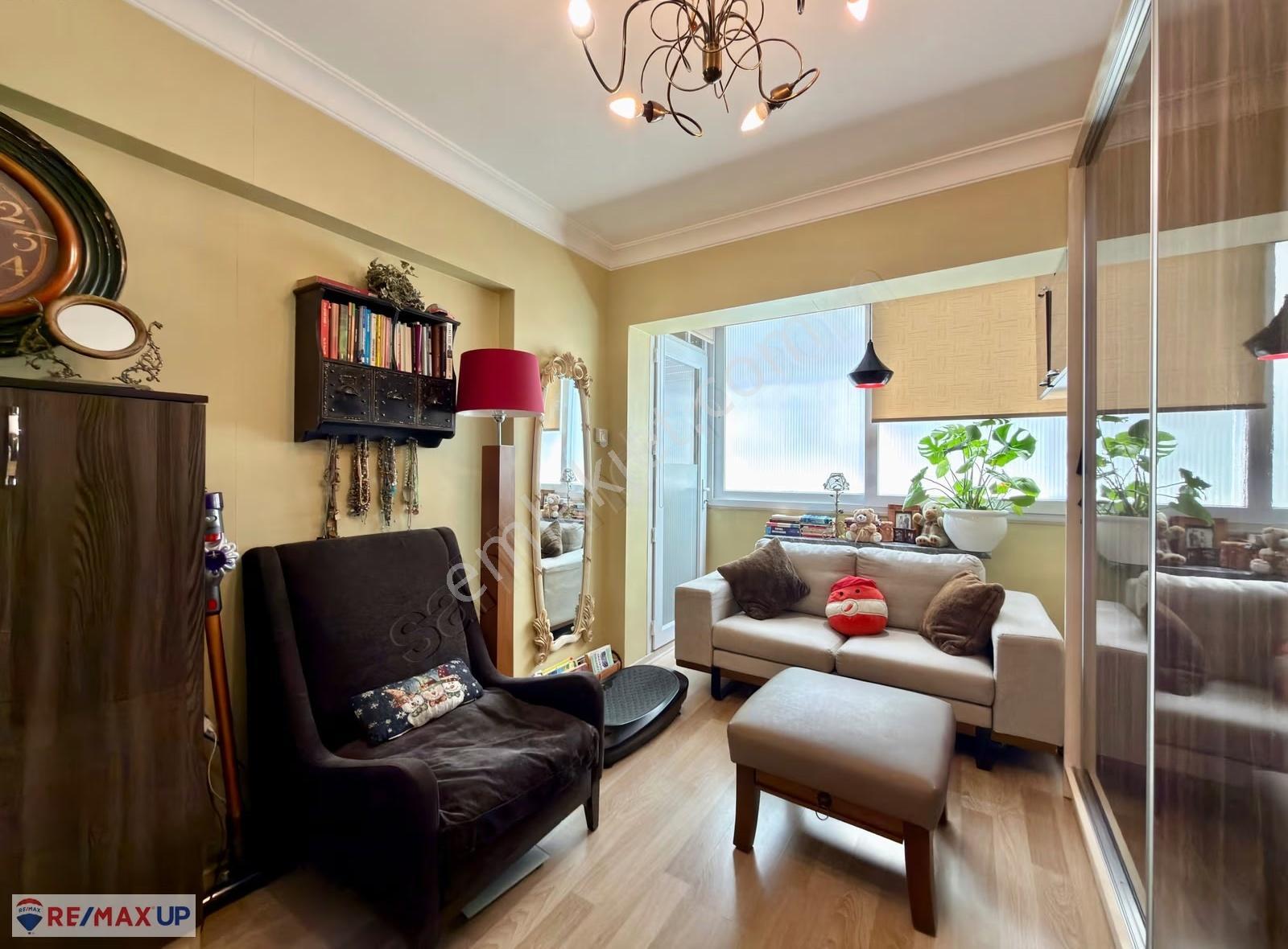 Göztepe Stadı Karşısında, Tadilatlı, 3+1 Daire - Görsel 23