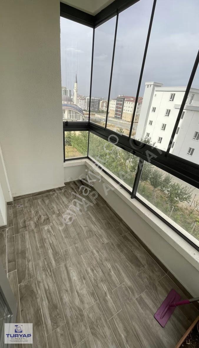 Turyaptan Bağlıca Merkez Park Locada Ara Kat Geniş 3.5+1 Daire - Görsel 14