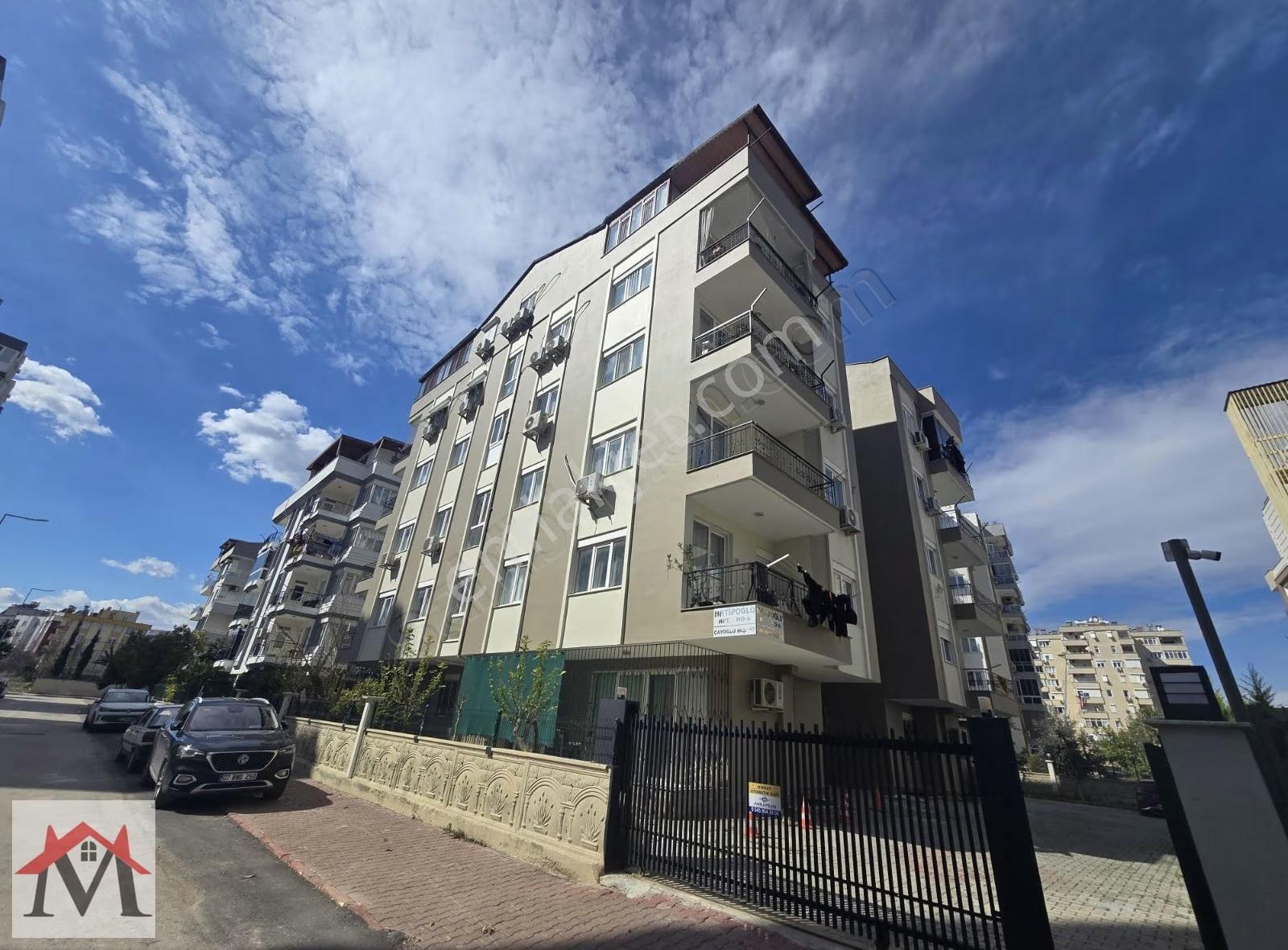 Kızıltoprak Mahallesinde 3+1 Ters Dublex Daire - Görsel 9