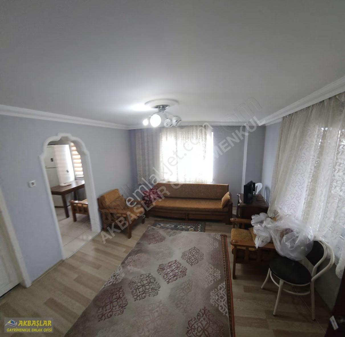 Akbaşlar Gayrimenkul'den Orhaniye Mahallesinde Eşyalı Kiralık Ev