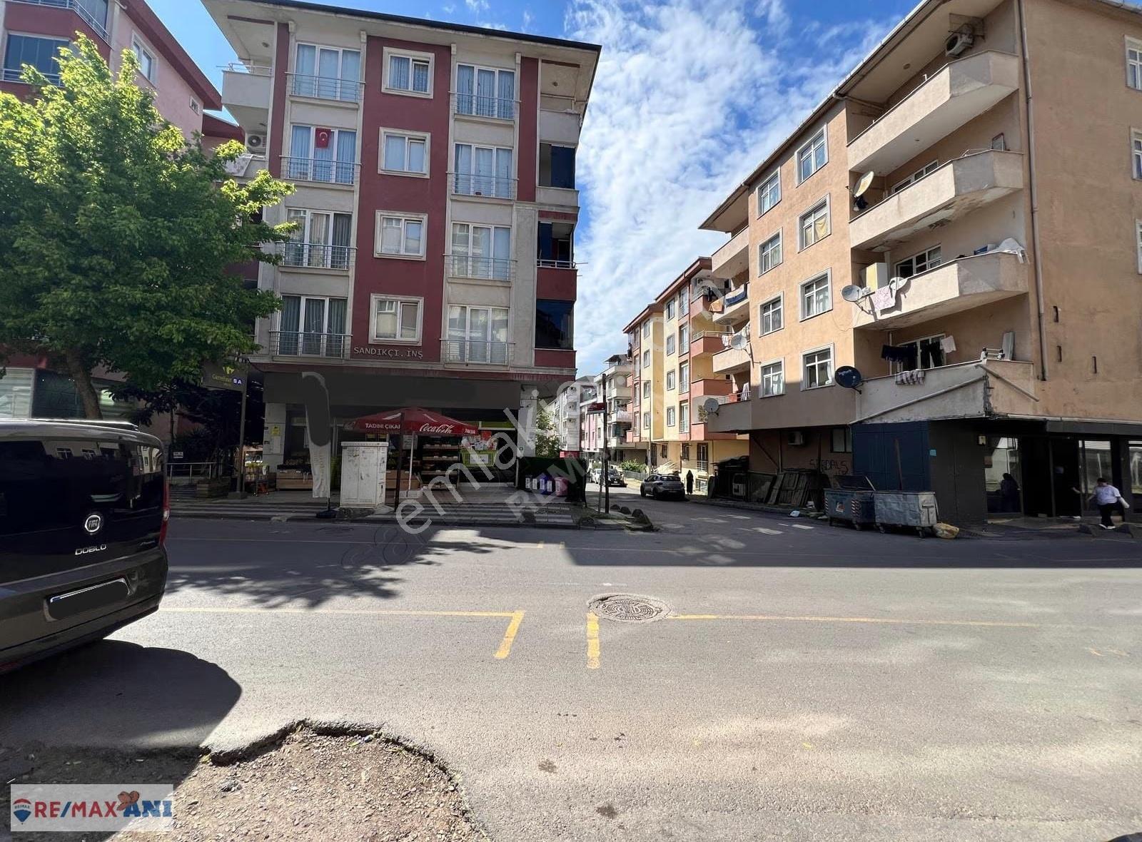 Çekmeköy 'de Yüksek Cirolu Hazır Devren Kiralık Kurumsal Market - Görsel 16