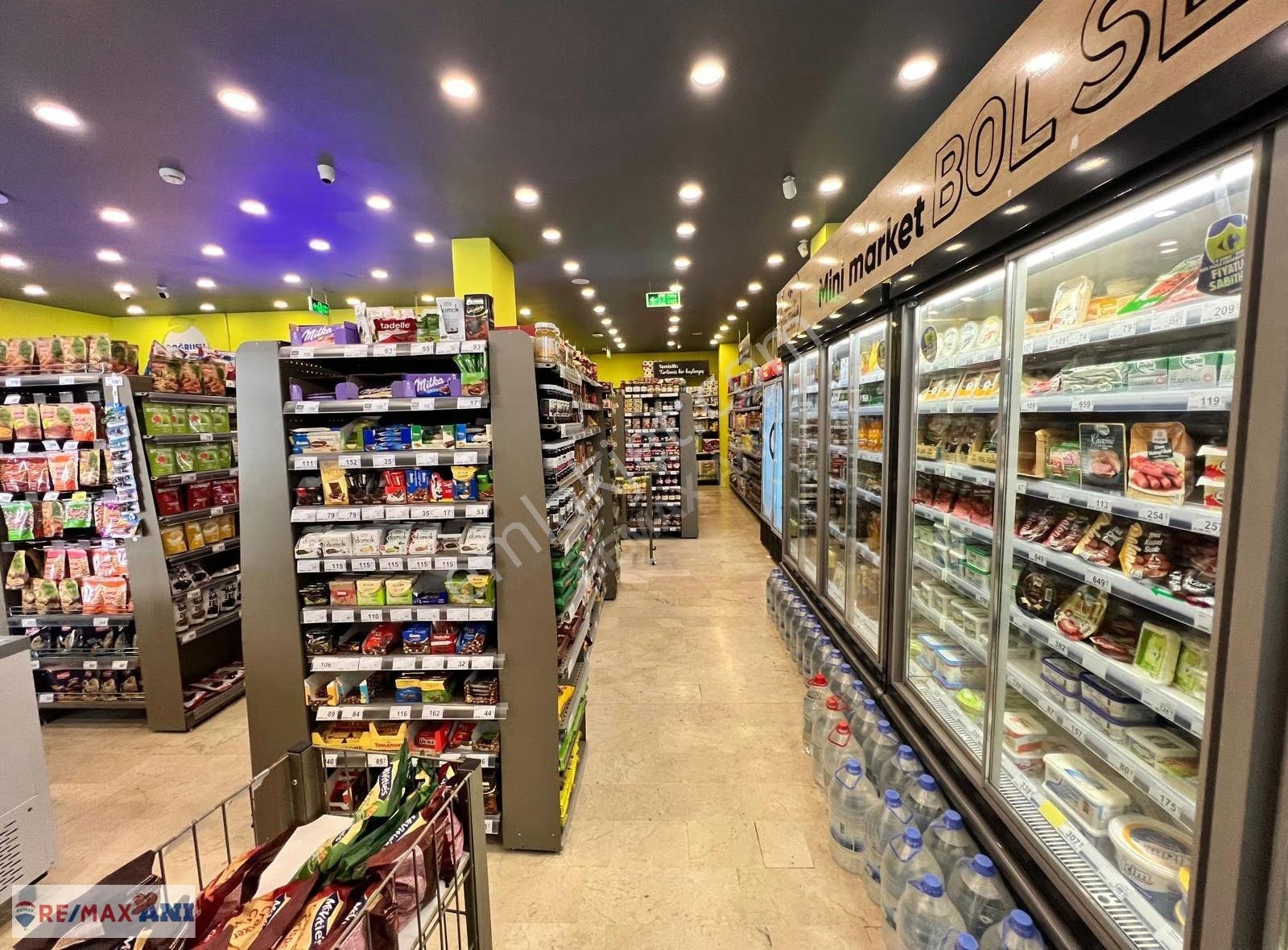 Çekmeköy 'de Yüksek Cirolu Hazır Devren Kiralık Kurumsal Market - Görsel 17