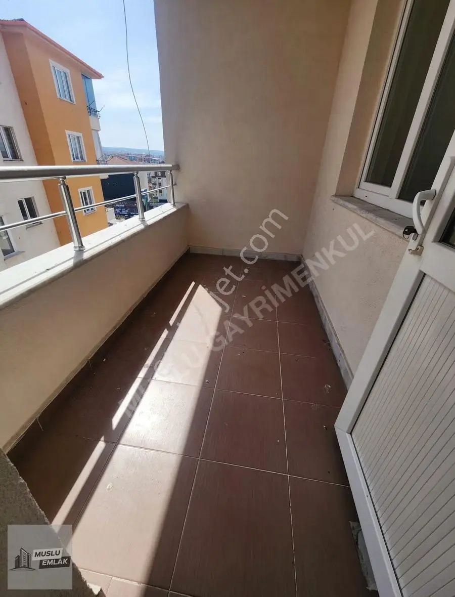 İlim Yayma Civarı Çevreyolu Üstünde 3+1 Geniş Satılık Daire - Görsel 5