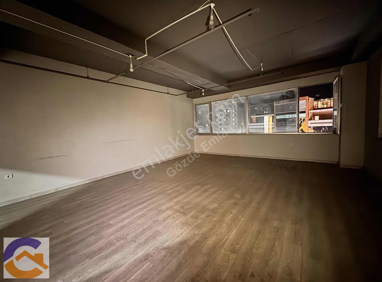Esenyurt Mg Plaza'da Kiralık 60m² Ofis İskanlı,kapalı Otoparklı - Görsel 8