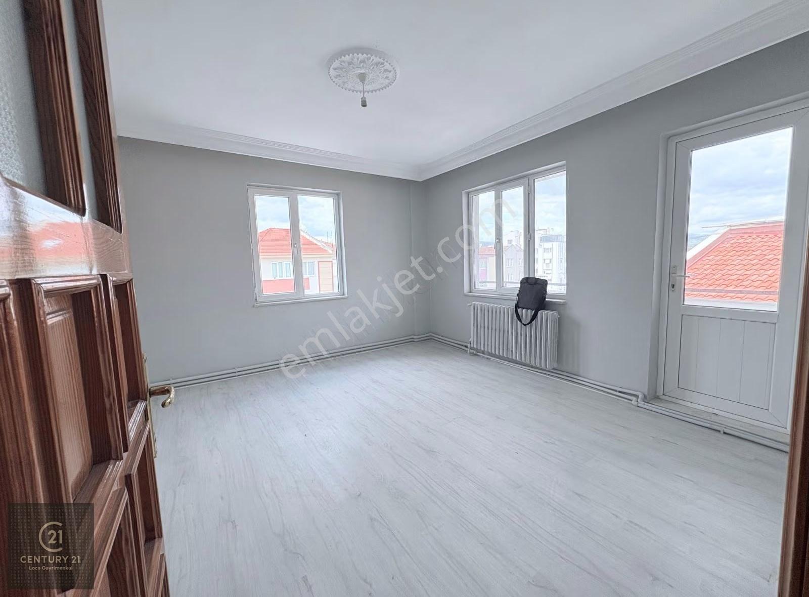 Hasan Basri Çantay Mahallesinde Ķiralık 3+1 Kiralık Daire - Görsel 15