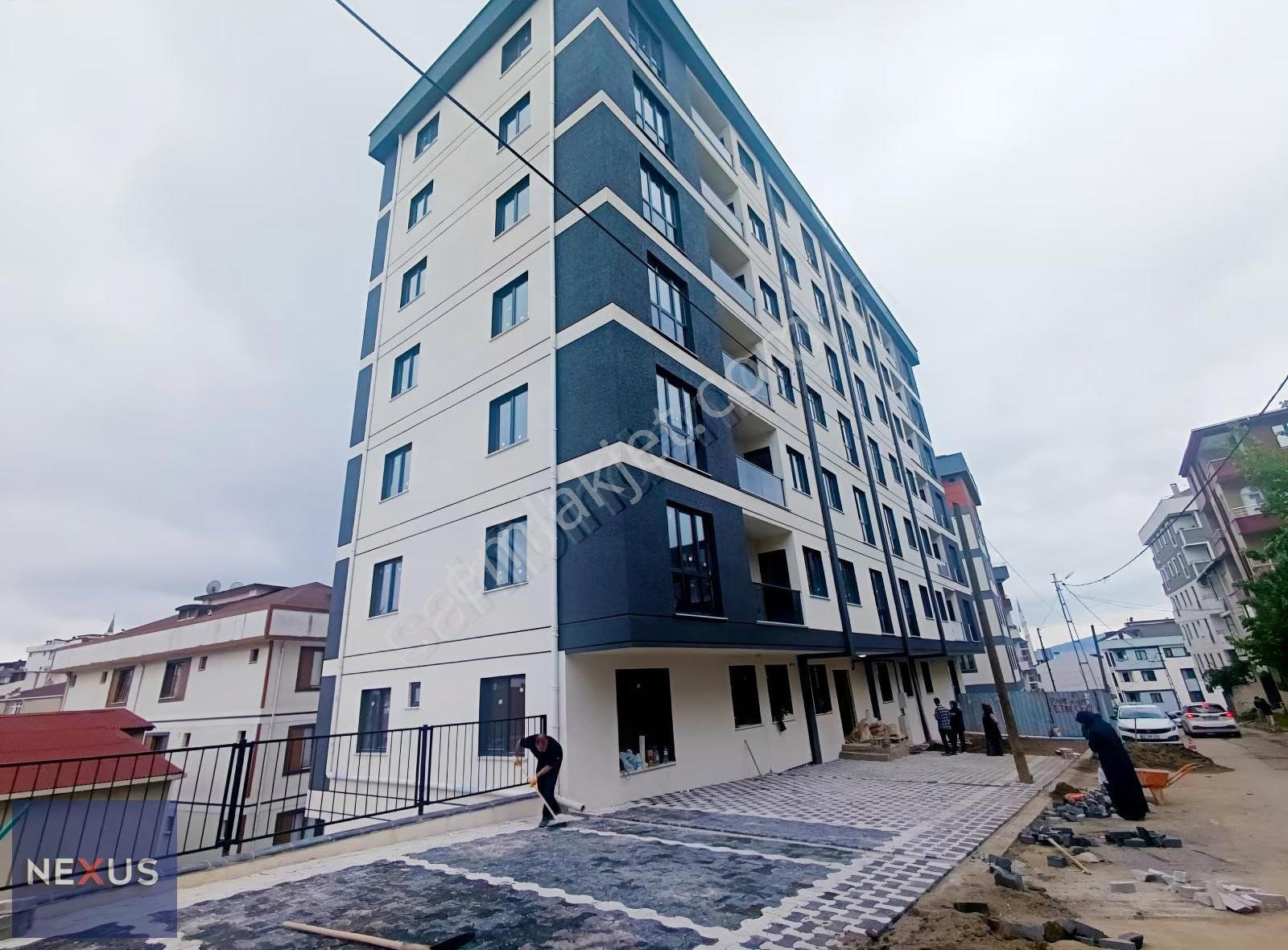 Sultanbeyli'de Kapalı & Açık Otoparklı Satılık 2+1 Geniş Daire - Görsel 21