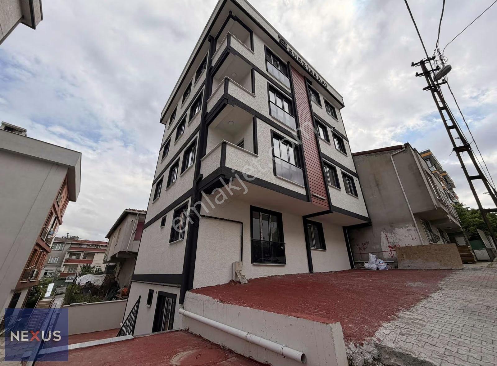 Sultanbeyli Akşemsettin Mahallesin'de Satılık Sıfır 2+1 Daire