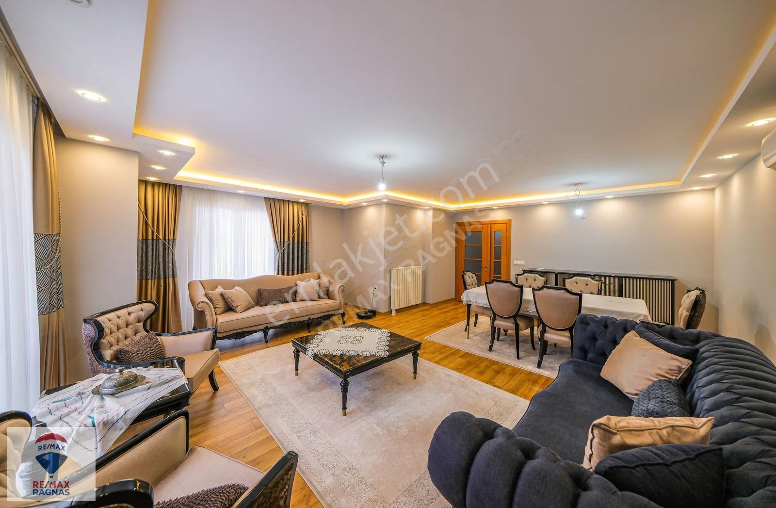 Çengelköy Bahçelievlerde 187m2 3+1 İskanlı Otopark Satılık Daire - Görsel 6
