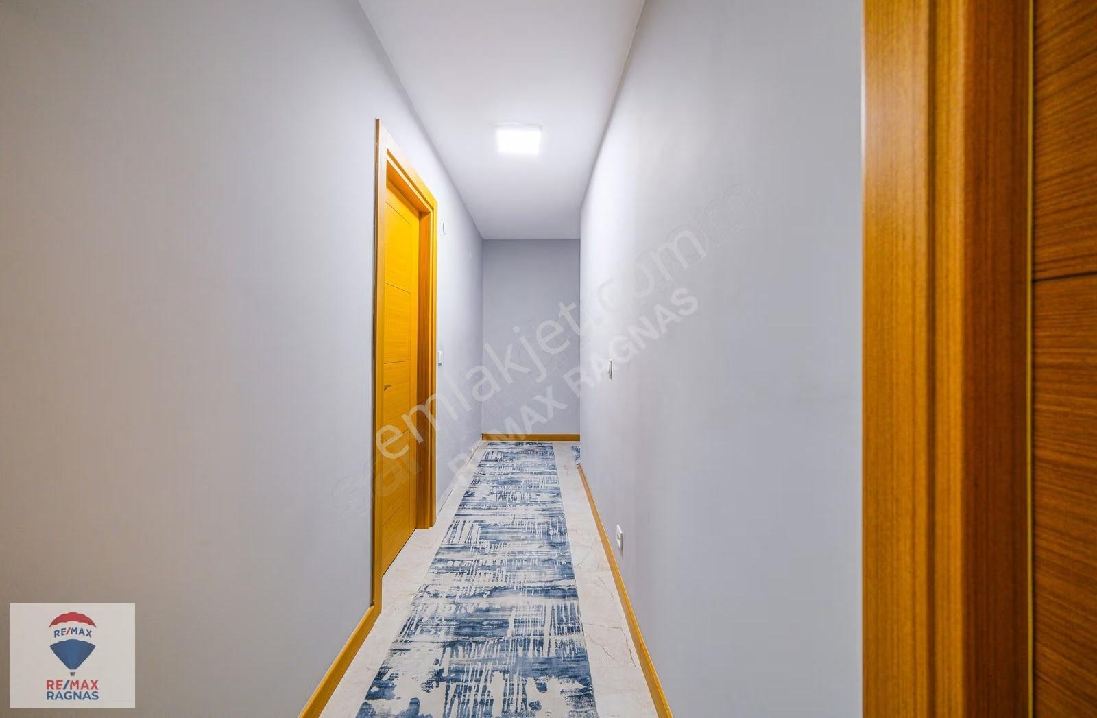 Çengelköy Bahçelievlerde 187m2 3+1 İskanlı Otopark Satılık Daire - Görsel 31