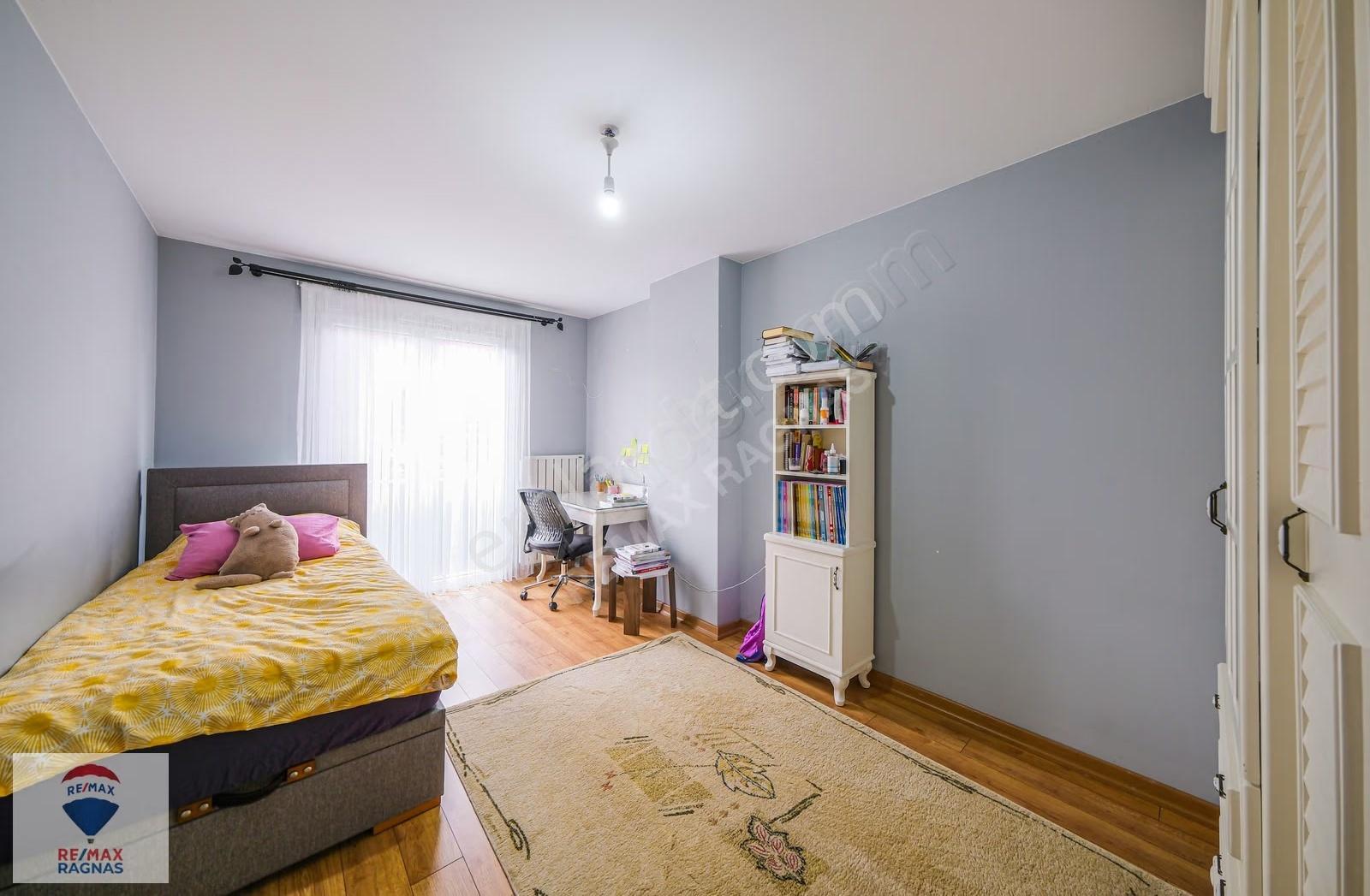 Çengelköy Bahçelievlerde 187m2 3+1 İskanlı Otopark Satılık Daire - Görsel 34