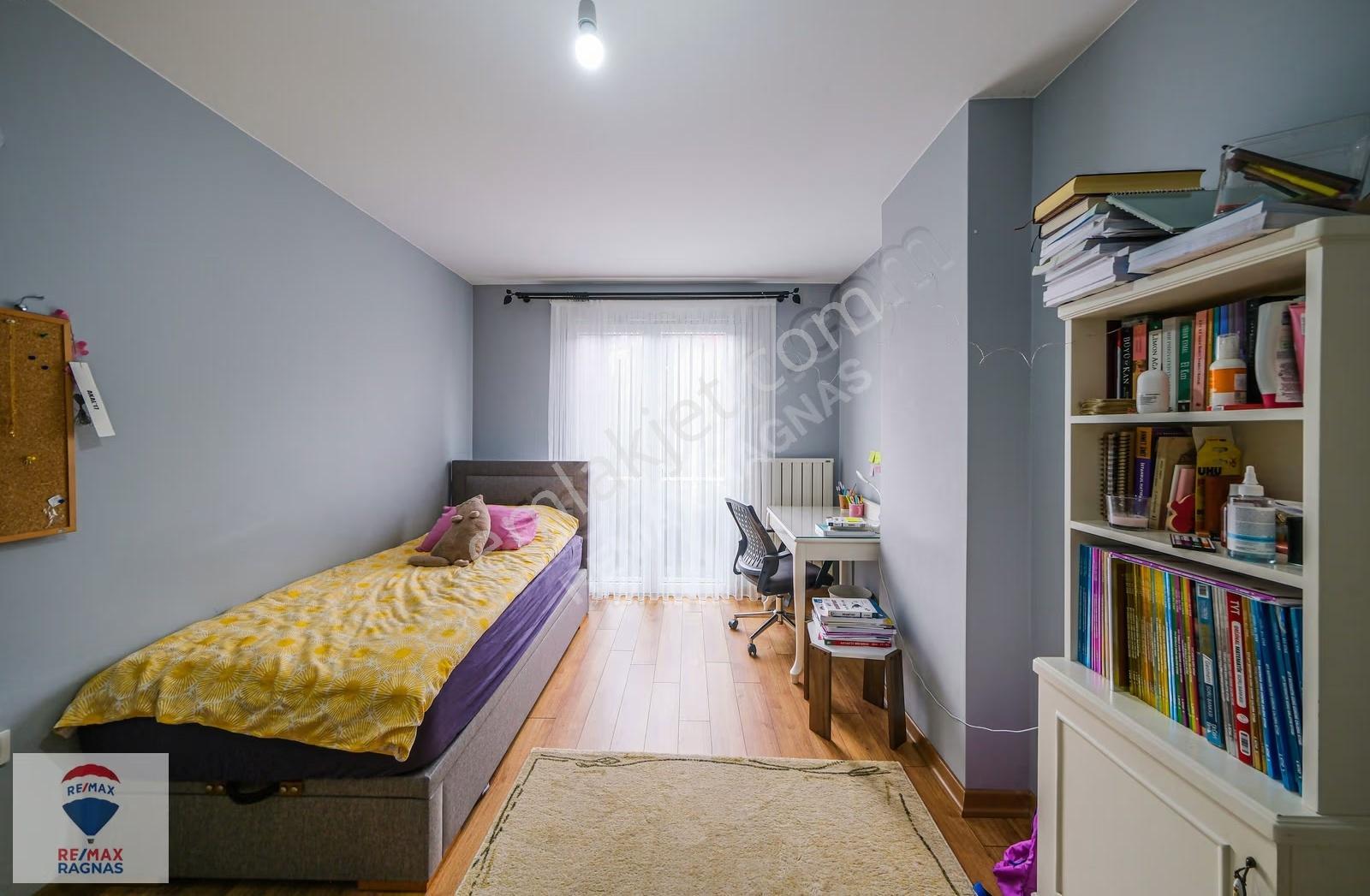 Çengelköy Bahçelievlerde 187m2 3+1 İskanlı Otopark Satılık Daire - Görsel 15