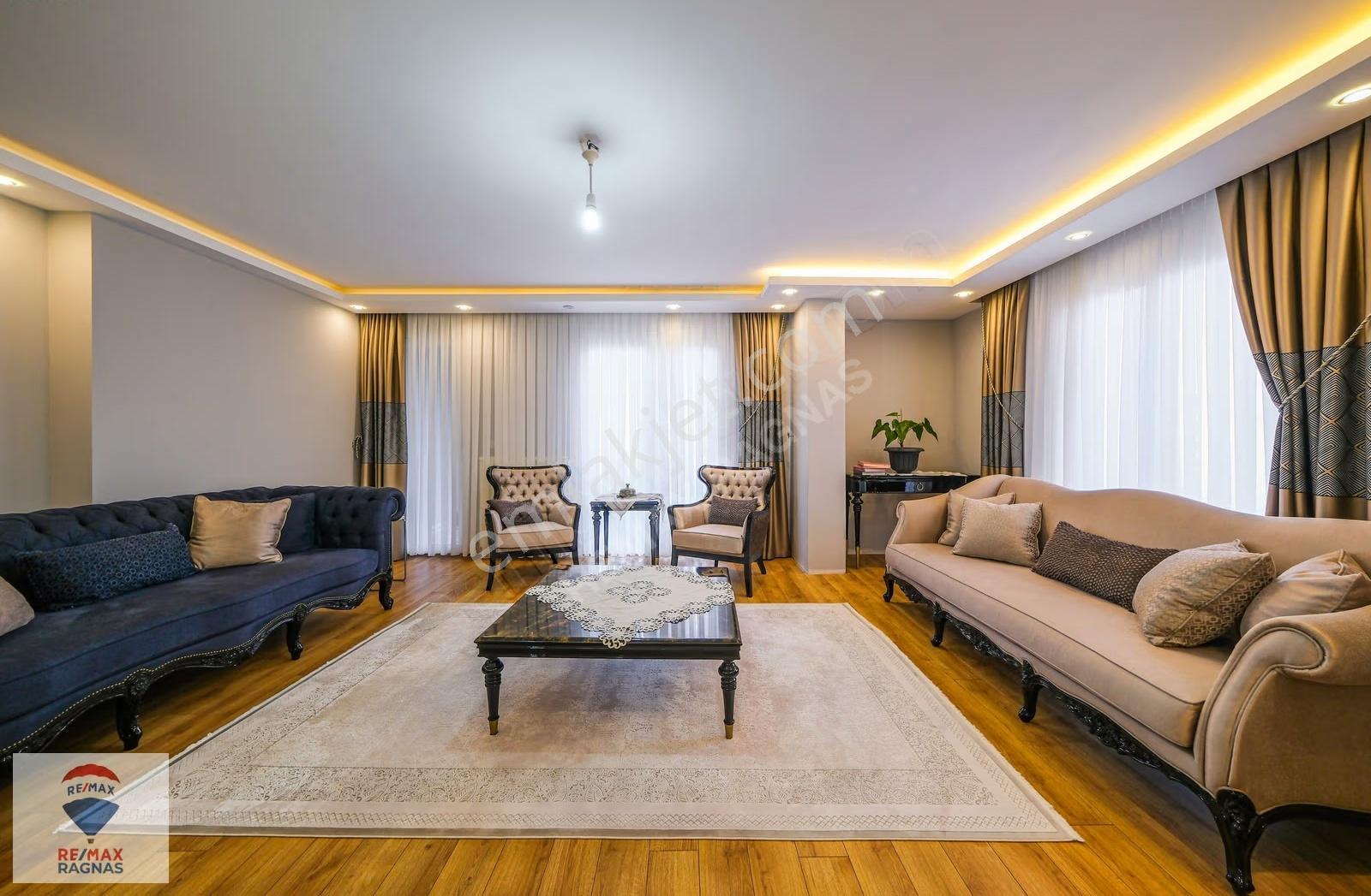 Çengelköy Bahçelievlerde 187m2 3+1 İskanlı Otopark Satılık Daire - Görsel 5