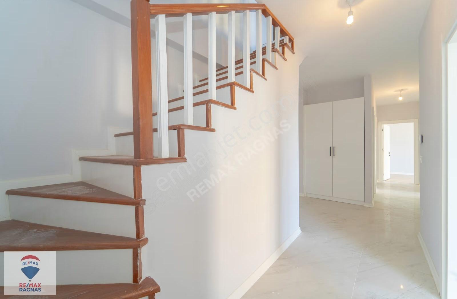 Çengelköy Prestij Evlerinde Teraslı 233m² 4,5+1 Kiralık Daire - Görsel 7