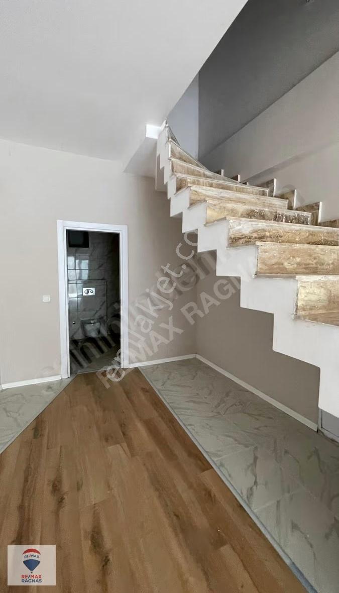 Pendik Captain Hill'de 2+2 Bahçe Dubleksi Kiralık Daire - Görsel 32