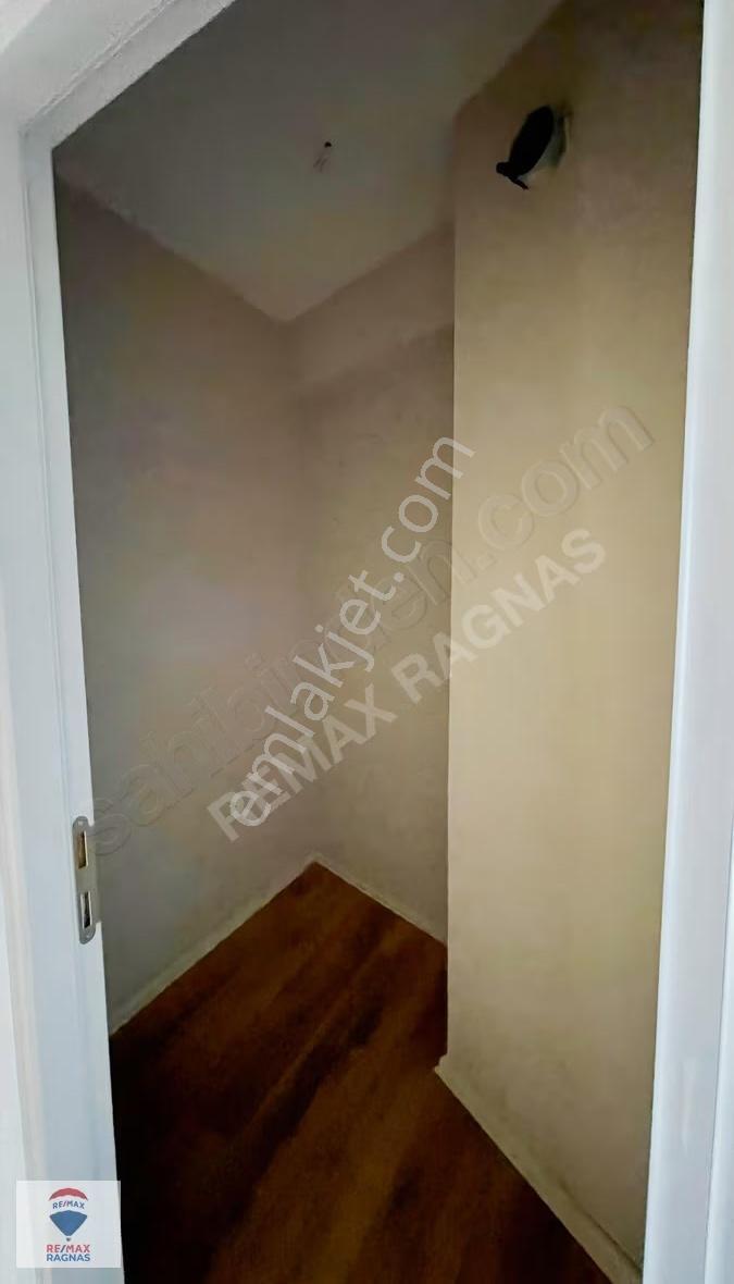 Pendik Captain Hill'de 2+2 Bahçe Dubleksi Kiralık Daire - Görsel 14