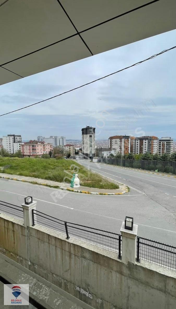 Pendik Captain Hill'de 2+2 Bahçe Dubleksi Kiralık Daire - Görsel 19