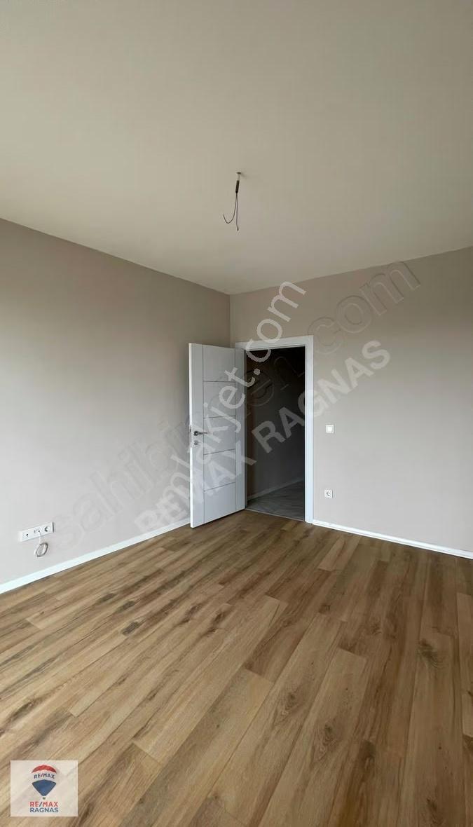 Pendik Captain Hill'de 2+2 Bahçe Dubleksi Kiralık Daire - Görsel 10