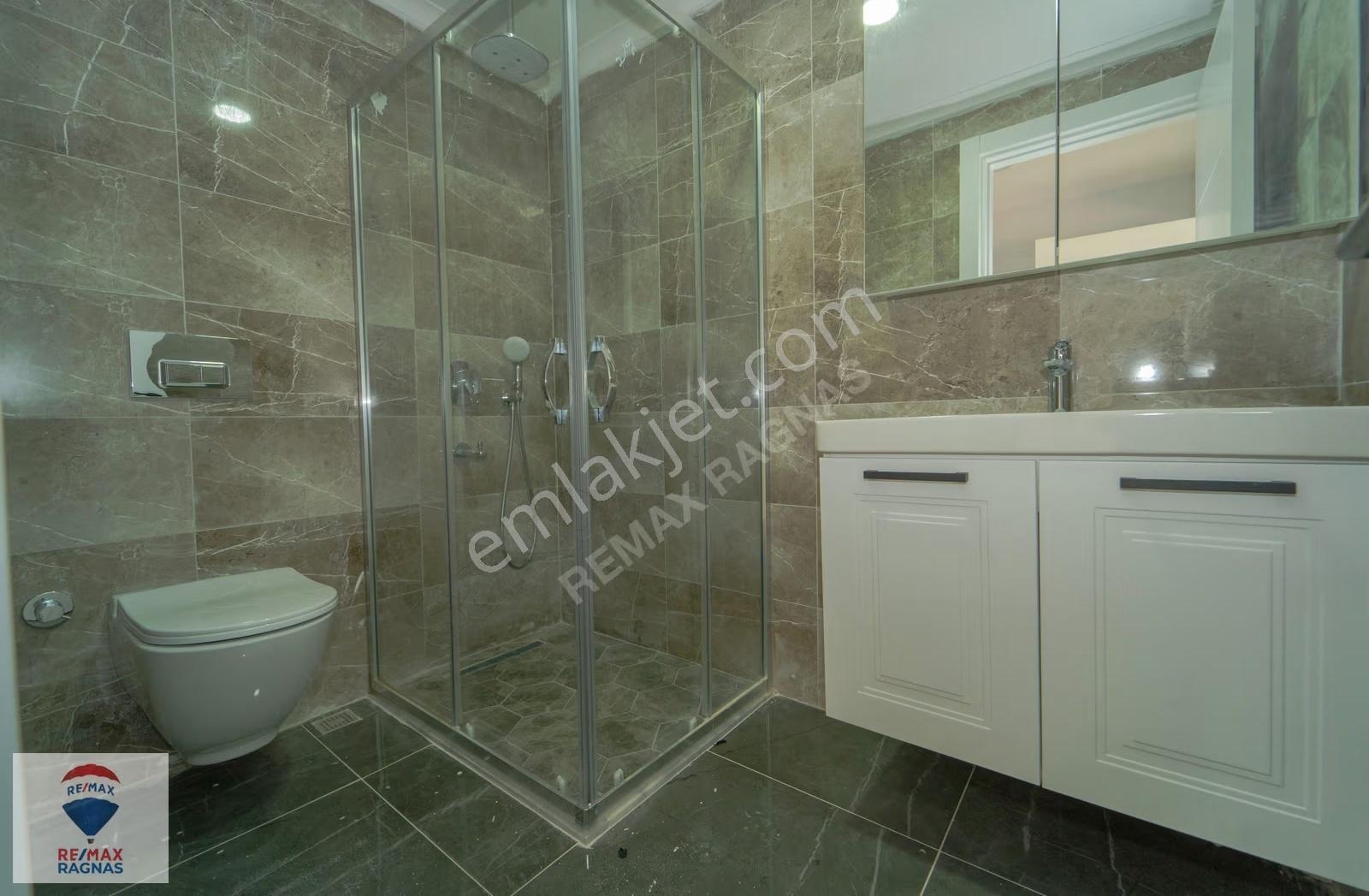 Çengelköy Prestij Evlerinde Teraslı 233m² 4,5+1 Kiralık Daire - Görsel 9