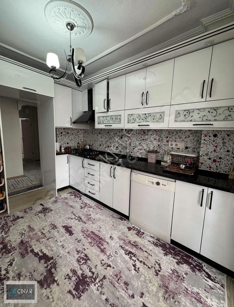 Tuzla Mahallesi'nde 3+1 Eşyalı Geniş Daire - Görsel 5