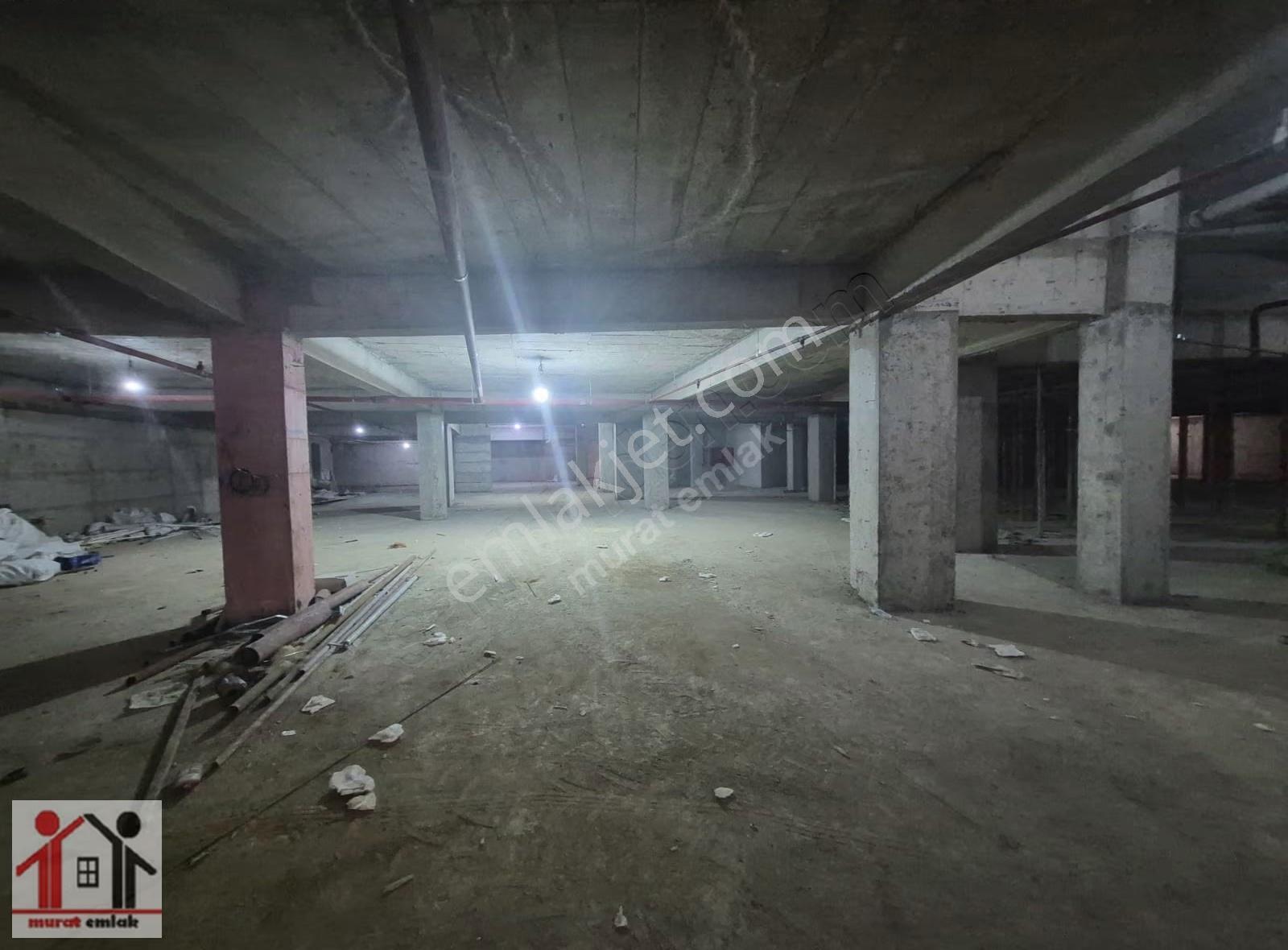 3+1 Sitede Havuzlu Kapalı Otoparklı Ara Katta Lüx Daire - Görsel 13