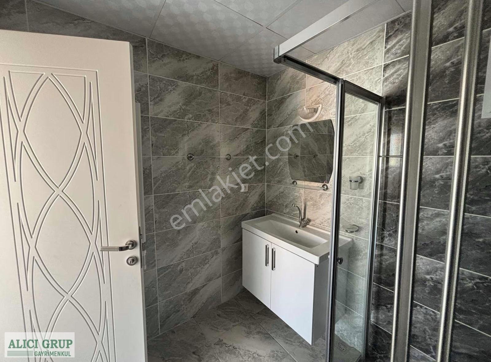 Stad Karşısı Tepe Nokta Geniş 3+1 Kapalı Mutfak Kiralık - Görsel 27