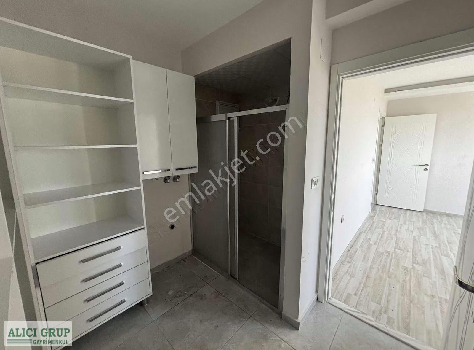 Stad Karşısı Tepe Nokta Geniş 3+1 Kapalı Mutfak Kiralık - Görsel 22