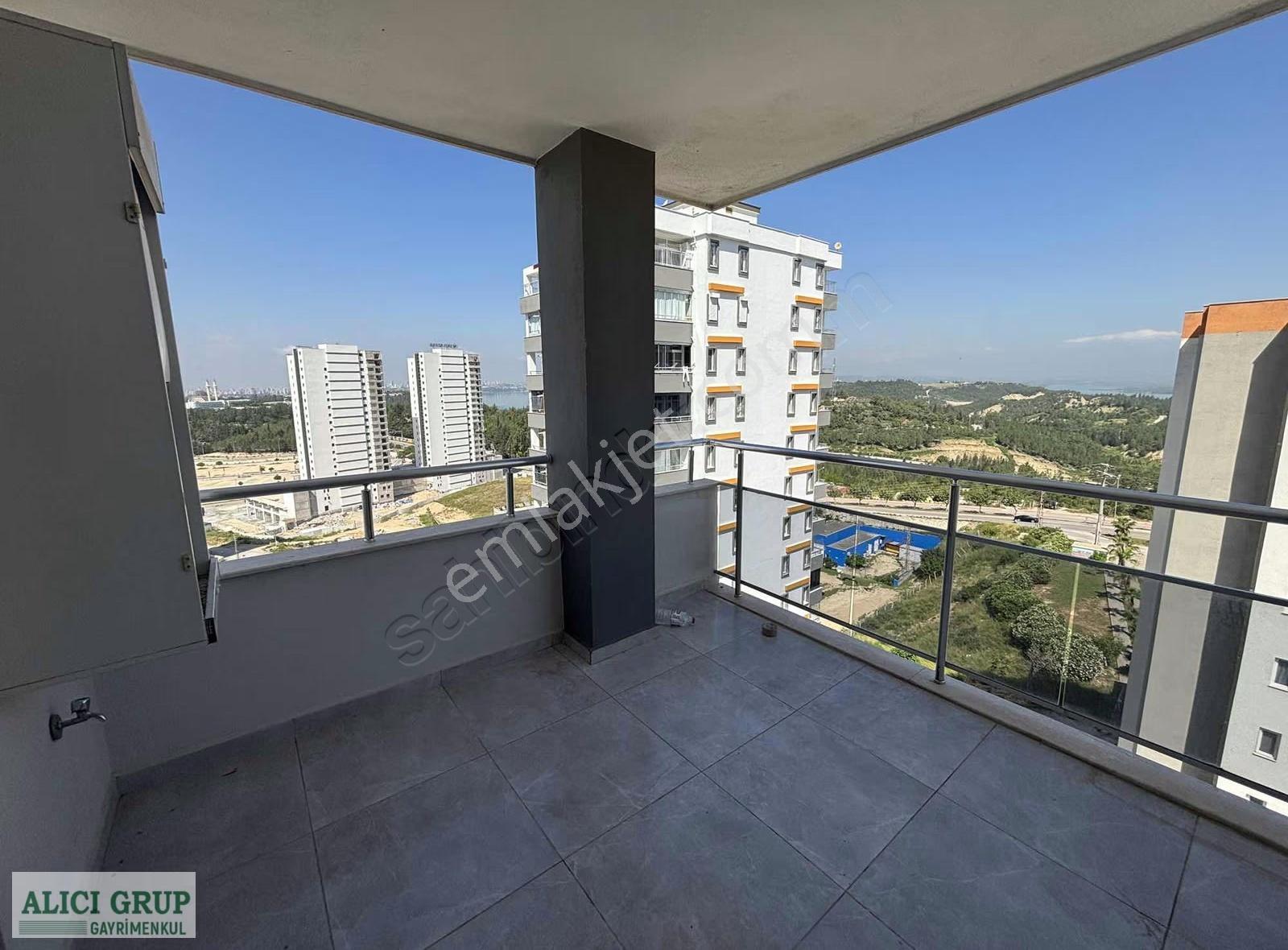 Stad Karşısı Tepe Nokta Geniş 3+1 Kapalı Mutfak Kiralık - Görsel 33