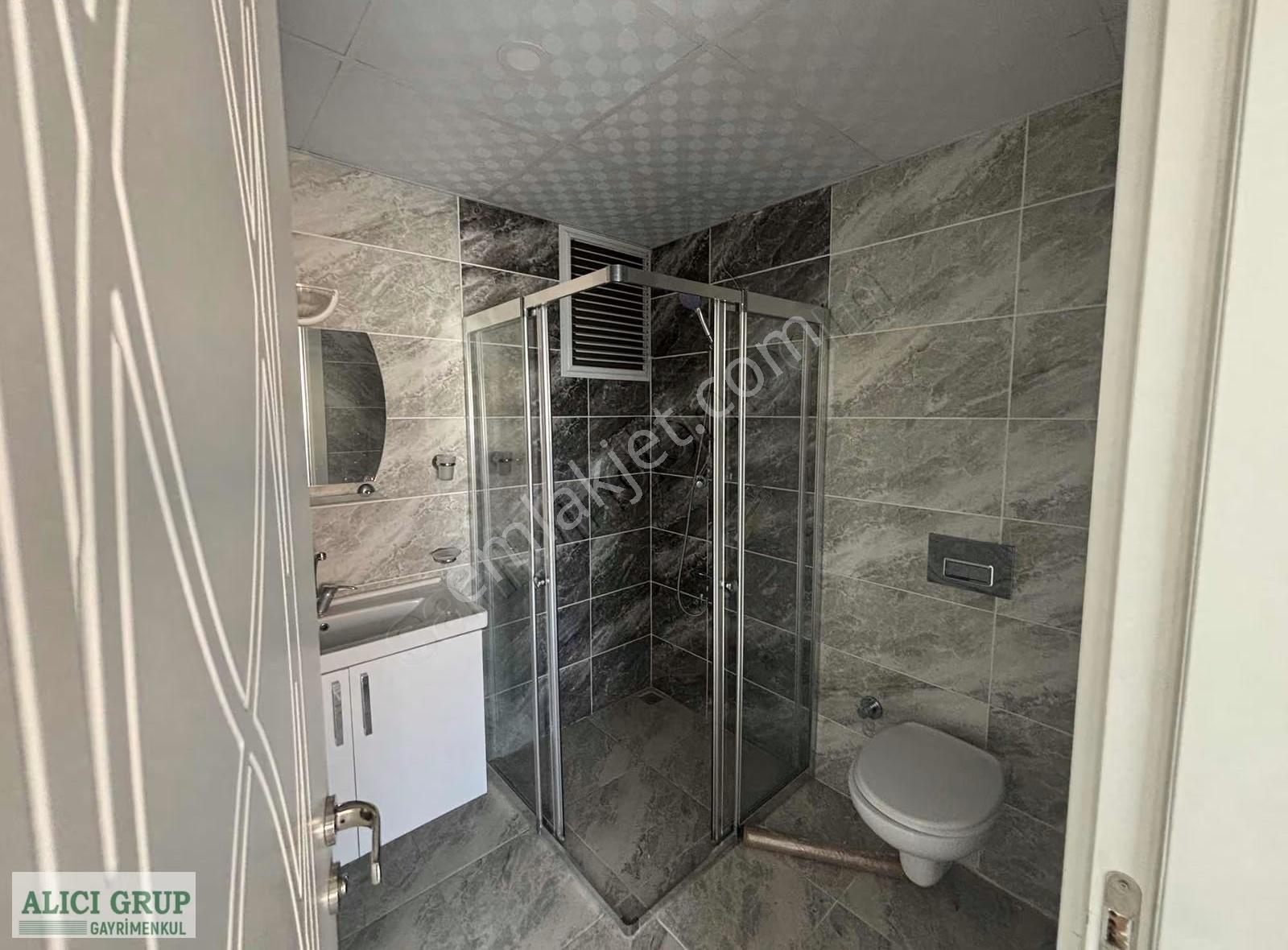 Stad Karşısı Tepe Nokta Geniş 3+1 Kapalı Mutfak Kiralık - Görsel 14
