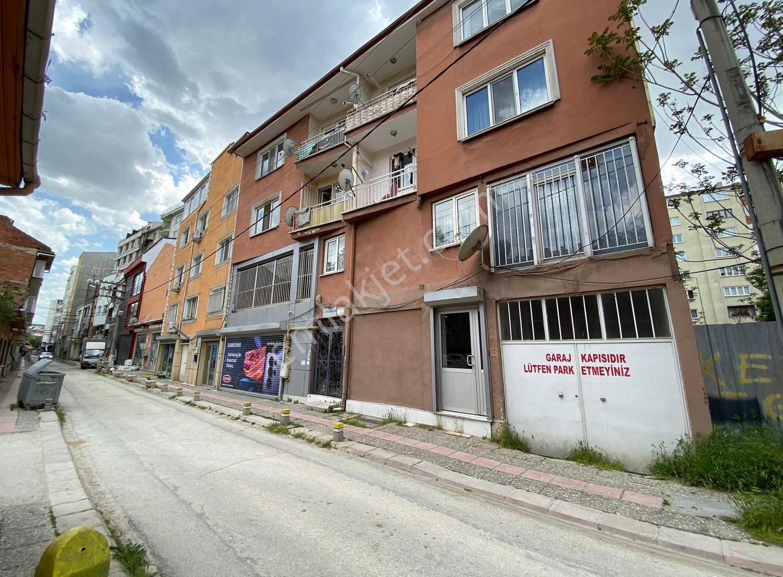 Çırağan Emlak'tan Sakarya 1 Caddesi Halkbank Arasında 3+1 Daire - Görsel 12