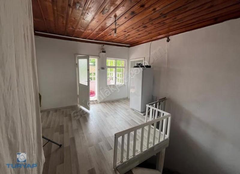 Çanakkale Biga Harmanlı Köyünde 674 M² Avlulu 3+2 Müstakil Ev - Görsel 24