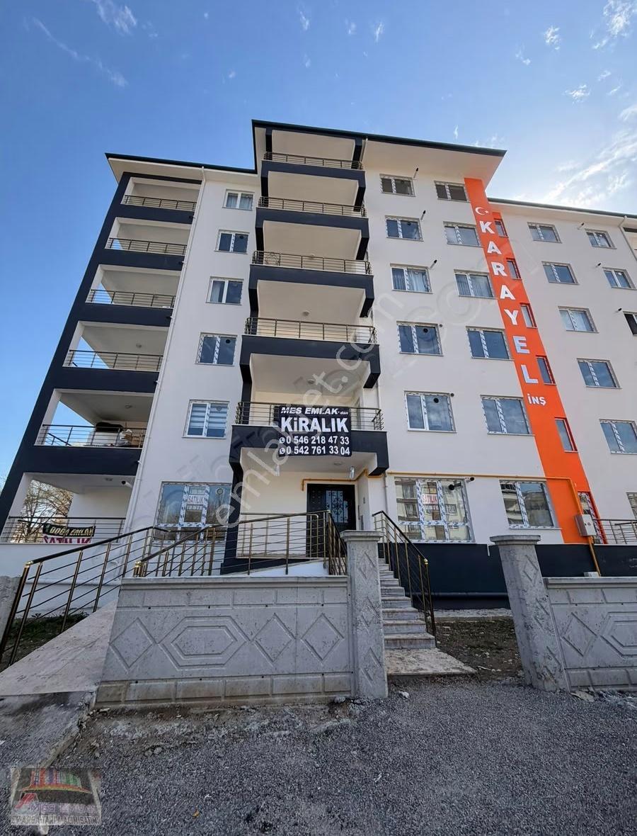 Mes Emlak'tan 3+1 Dsi Civarında Sıfır Binada Kiralık Daire