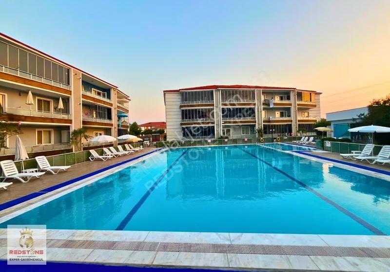 Havuzlu Sitede, Önü Açık, Mutfak Holde, Kombili 2+1 Yazlık Daire - Görsel 2