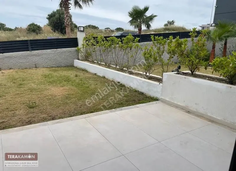 İzmir Çeşme Dalyan'da Ortak Havuzlu, Lüks 3+1 Eşyalı Rezidans - Görsel 33