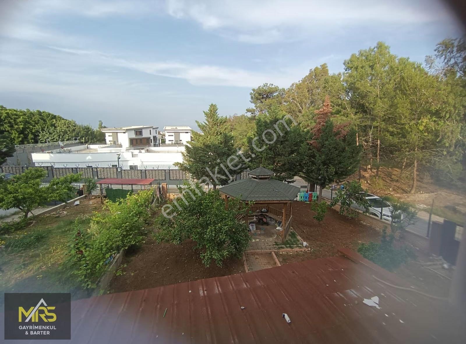 Mrs Gayrimenkulden Mezitli Kuyuluk'ta Lüks 6+2 Tripleks Villa - Görsel 12