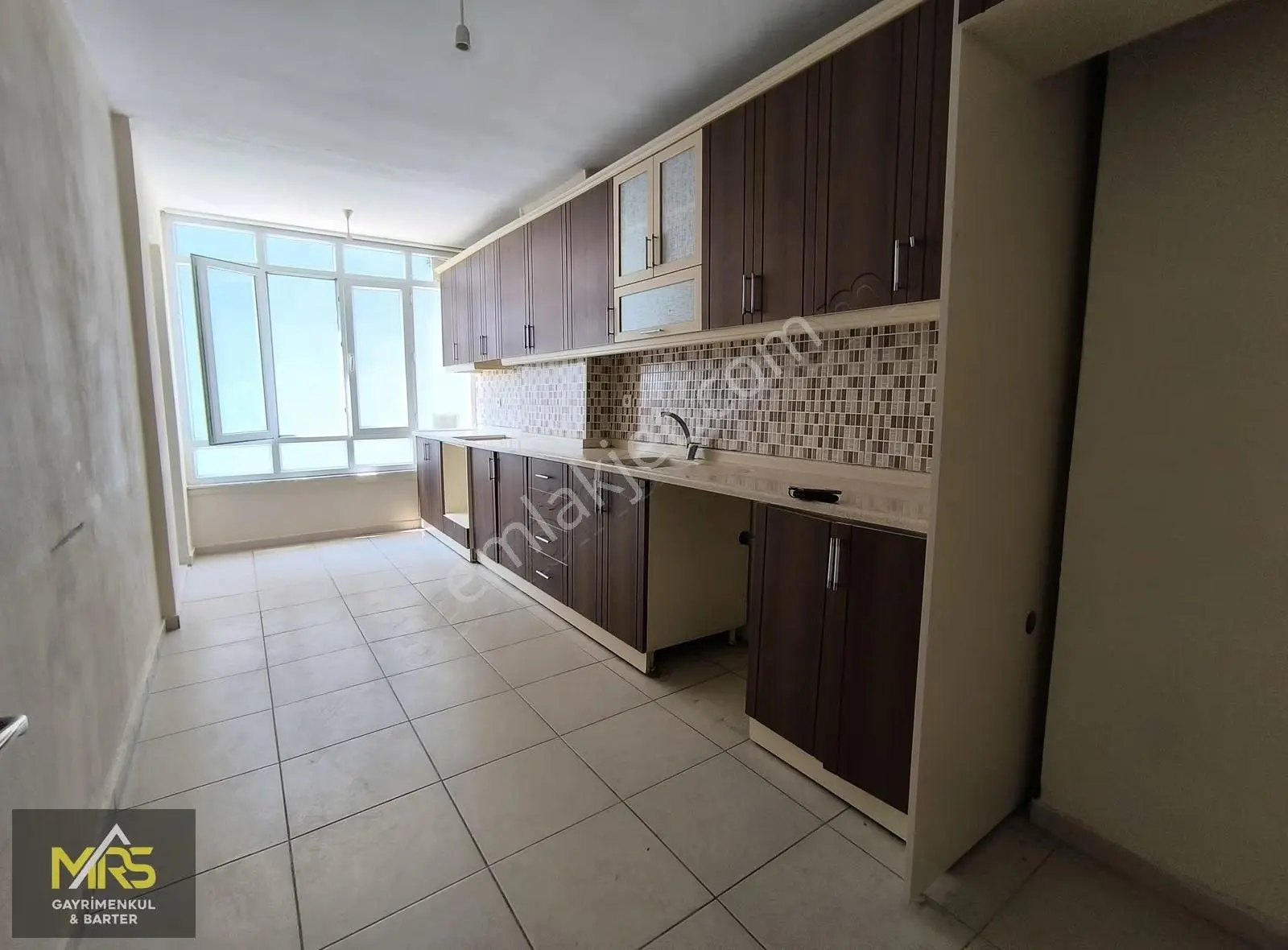 Mrs Gayrimenkulden Medicalpark Yanı 3+1 Acil Satılık Kaçmaz D. - Görsel 4