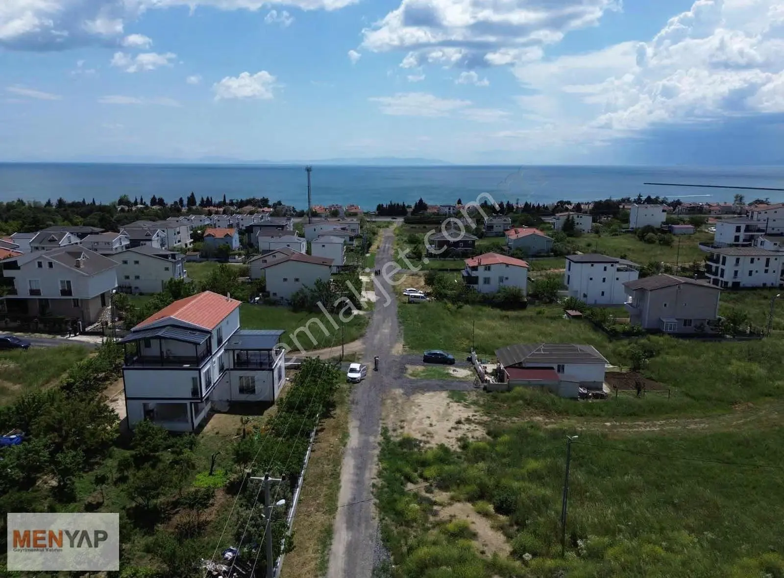 Deniz Manzaralı 374m2 Müstakil İmarlı İfrazlı Satılık Arsa - Görsel 2