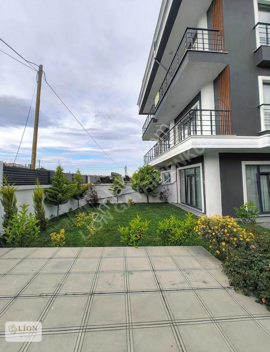 850m² Arsa İçinde Özel Yapım Lüks 5+3 Villa - Görsel 19